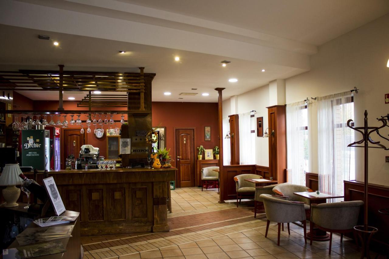 Hotel Vadasz Panzio Es Etterem Szombathely