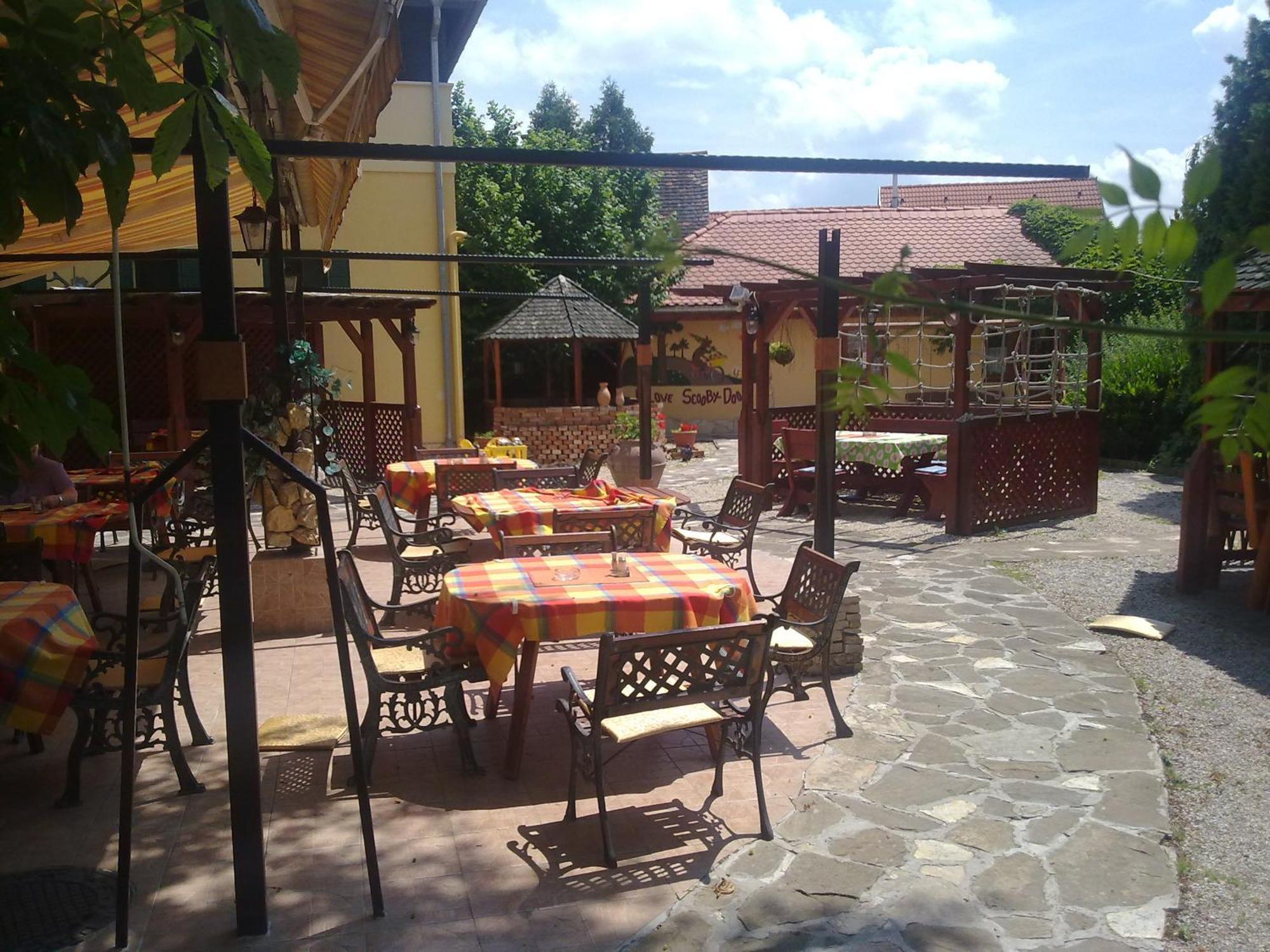 Vadasz Panzio Es Etterem